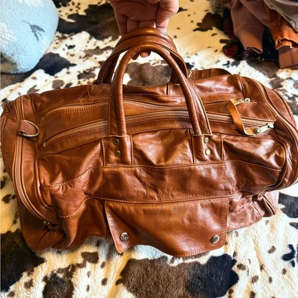 Leather Travel Bag - Picture 3 of 5